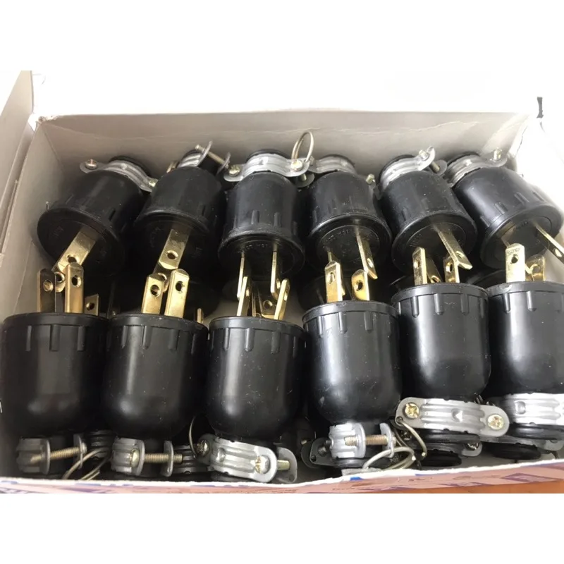 ปลั๊กเสียบยางตัวผู้ 2ขา Naitonal/SUMO (กล่องละ 24ตัว)