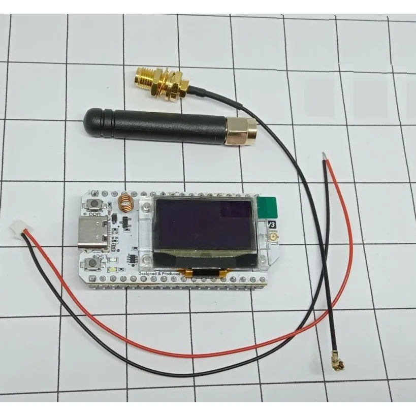 Heltec ESP32 Wifi LoRa Oled V.3 923Mhz เสากลมบัดกรีขาไว้แล้ว