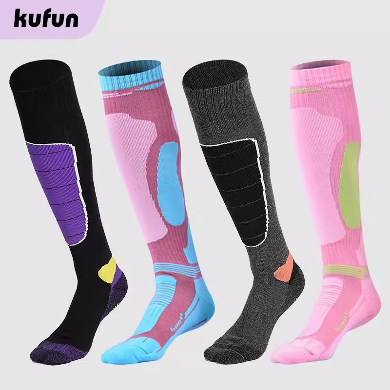 คุฟุน ถุงเท้าสกีมืออาชีพสําหรับผู้ใหญ่ยาวถุงเท้าเดินป่าหนาด้านล่างผ้าขนหนูที่อบอุ่น