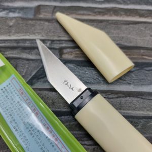 มีดสั้นญี่ปุ่น สำหรับงานไม้และหนัง ด้ามพลาสติกjis