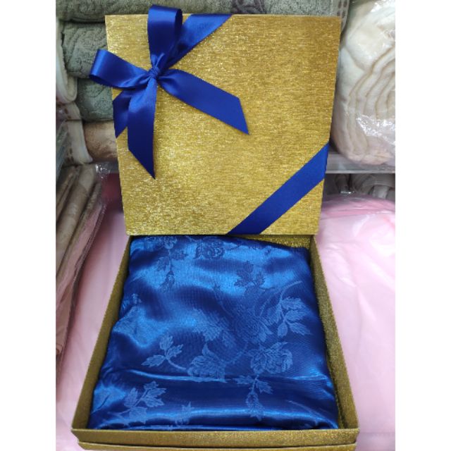ผ้าห่มแพร +กล่องLผูกโบว์