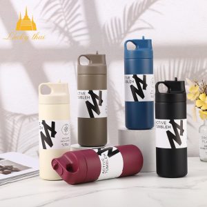 luckythai กระบอกน้ำเก็บความเย็น กระบอกใส่น้ำ มีหลอดดูดที่ฝา มีหูหิ้ว เก็บอุณหภูมิ ขนาด 550 ml