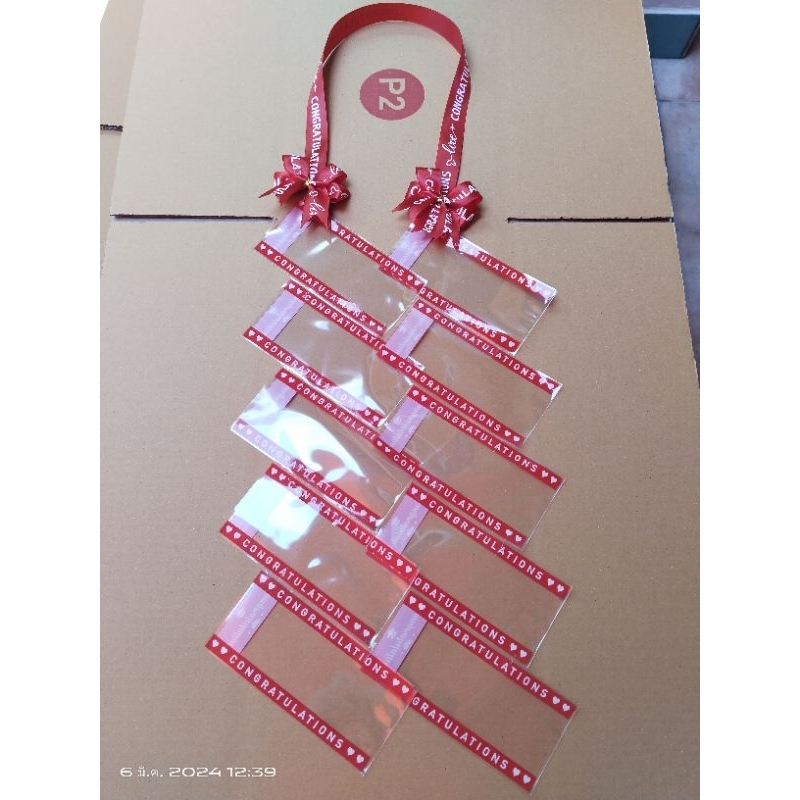 มาลัย congratulations สีแดงใส่ธนบัตรได้ 10 ใบใส่ได้ทุกราคาค่ะ  ✌️✌️