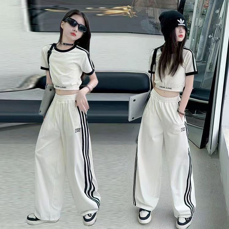 ชุดเด็กผู้หญิงฤดูร้อน 2025 อายุ 3-14 ปี สไตล์เกาหลี แขนสั้น ชุดสองชิ้น ใส่ได้ทั้งเล่นและแต่งตัวสบายๆ