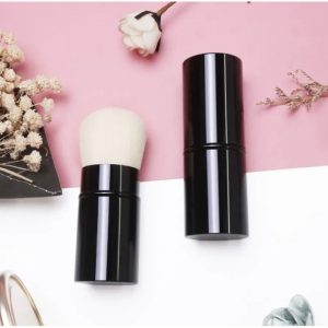 CHANEL  แท้/พร้อมส่ง (nobox) แปรงแต่งหน้า ขนนุ่มมากกกกก !   Chanel Les Beiges Retractable Kabuki Brush