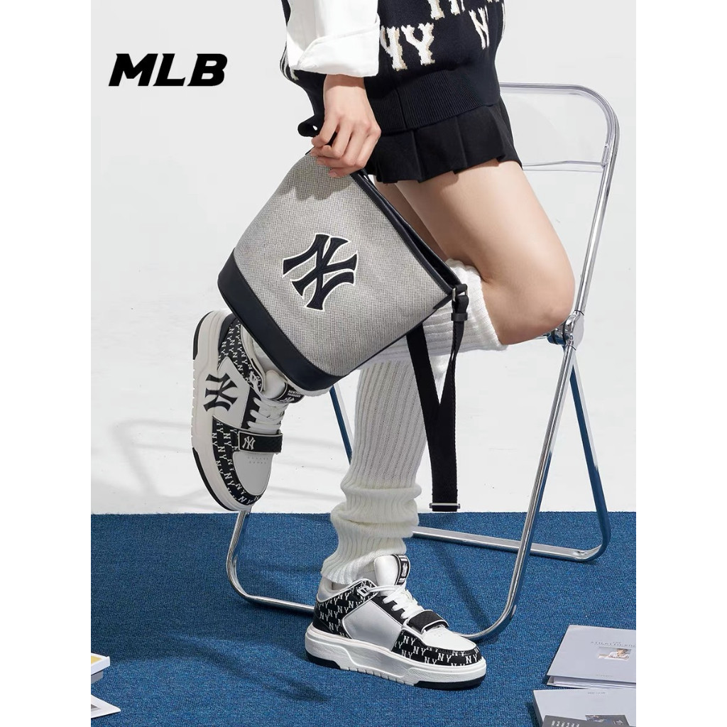 MLBคุณภาพสูงสไตล์ใหม่กระเป๋าสะพายข้างสำหรับผู้ชายและผู้หญิง Retro Bucket BAG กระเป๋าลำลองแนวทแยง