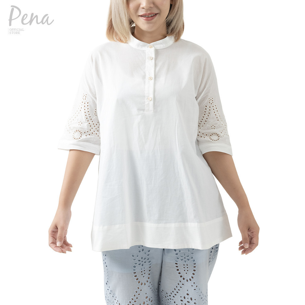 Pena house เสื้อเบลาส์ คอจีน ผ้าฉลุลาย PWSS082401