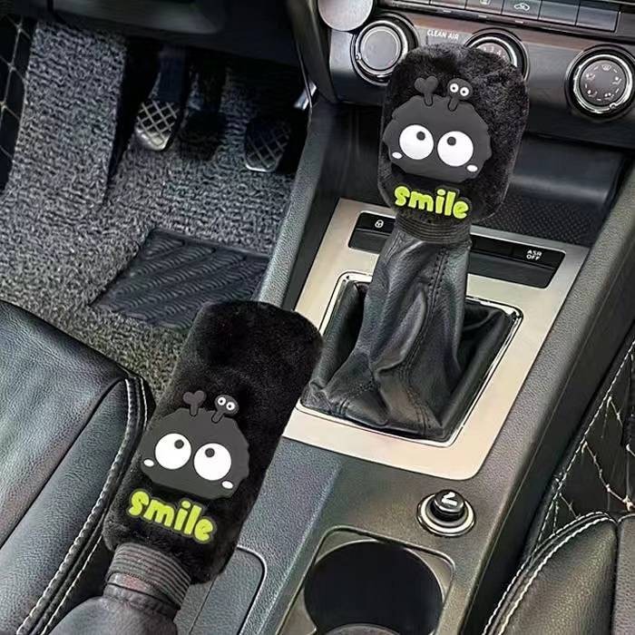 【Ready Stock】 Car Gear Handle Cover Manual Gear Protective Cover Cute Car Interior Decoration Gear Handbrake Sleeve Plush Handbrake Sleeve PwoQ