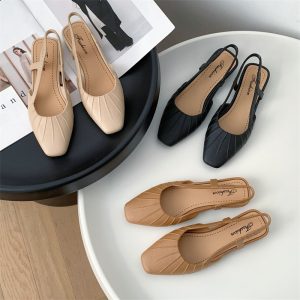 พร้อมส่งจากไทย 【9068】รองเท้าคัชชูรัดส้นเสริมส้นสายยืดได้นิดหน่อยสีพื้นปลายมน