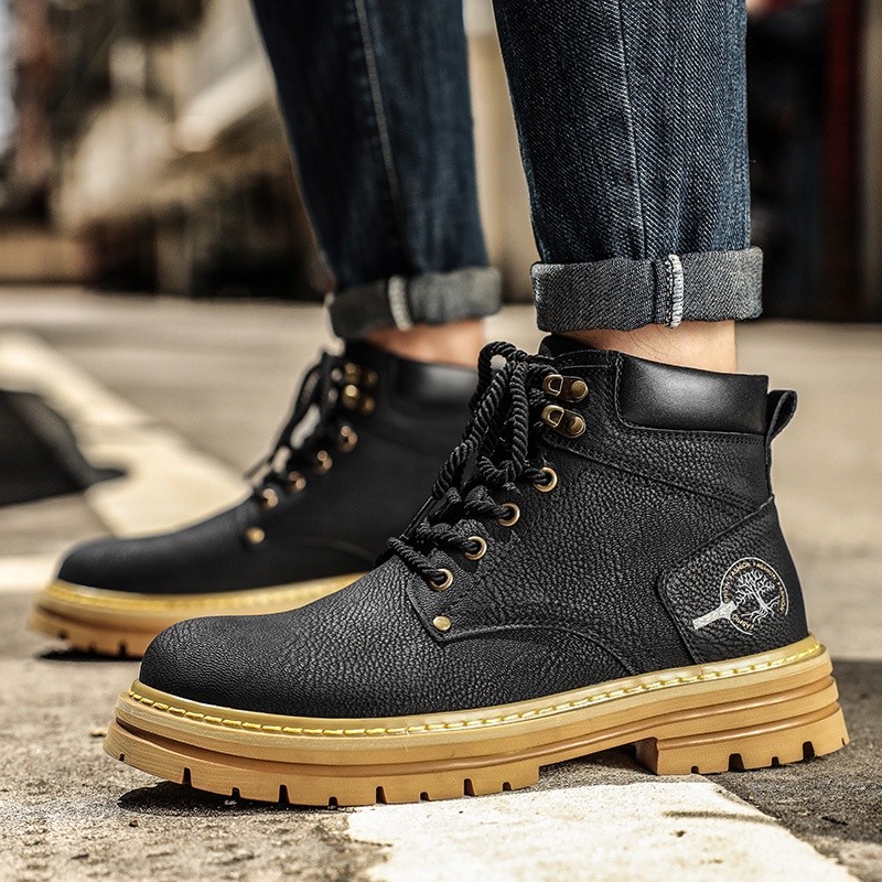 ส่งจากไทย   รองเท้าบูทมาร์ตินย้อนยุคสำหรับผู้ชาย วัสดุหนัง กันลื่น รองเท้าบูทหนังขี่มอเตอร์ไซค์ 39-44!!