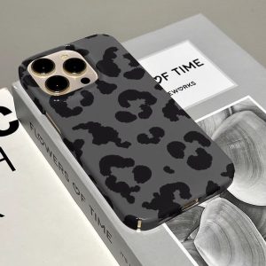 เคสโทรศัพท์ลายเสือดาวสีดำคุณภาพสูงสำหรับ iPhone 16pro 14Pro ไม่มีกรอบปุ่มกด12PROMAX 15PROMAX เคสกันกระแทก11PROMAX 13pro xsmax ซิลิโคนเคสแข็ง16PROMAX 7/8 15PLUS