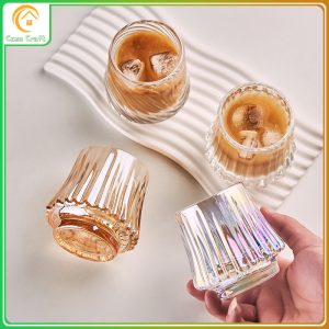 แก้วไวน์สีสร้างสรรค์ ถ้วยกาแฟ แก้วน้ำใส แก้วน้ำใส สไตล์หรูหรา หรูหรา ระดับไฮเอนด์ 170ml