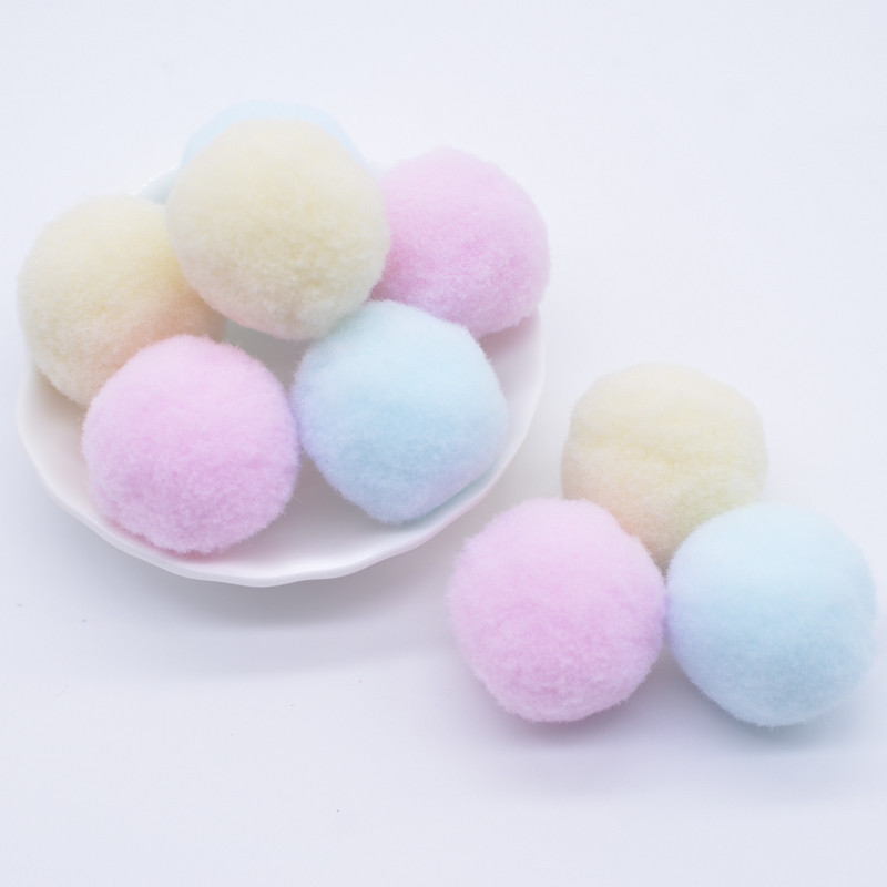 15 ชิ้น 30 มิลลิเมตรนุ่ม Pompons สีสัน Fluffy Plush Ball สําหรับหัตถกรรม DIY งานแต่งงานตกแต่งบ้านกาวบนคลิปผม Headwear อุปกรณ์เสริม