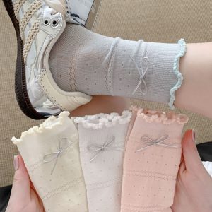 ใหม่สไตล์ญี่ปุ่น ถุงเท้าผู้หญิง ✨ถุงเท้าโบว์ JK ตาข่ายระบายอากาศ หวานและน่ารัก