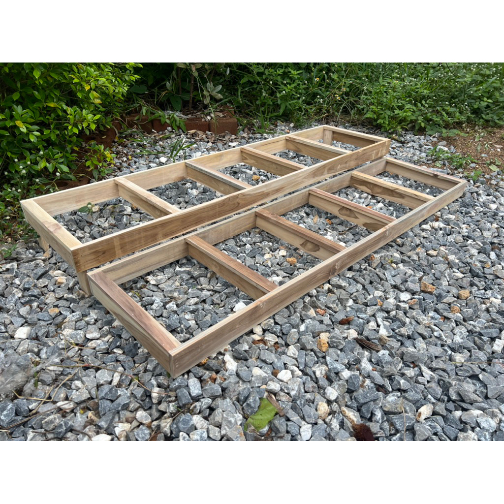 ชั้นวางไม้สัก 2แถว10ถาดใหญ่แนวตั้ง (เฉพาะตัวโครงไม้)