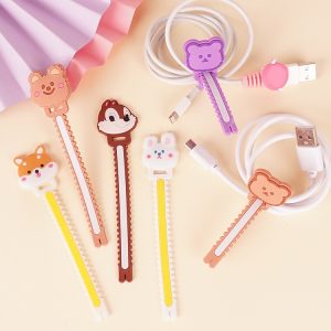 ที่เก็บสายโทรศัพท์หูฟังคลิปการจัดการสายไฟ 3 รูสาย Storge ผู้ถือคลิปสายข้อมูล Bobbin Winder สายรัด