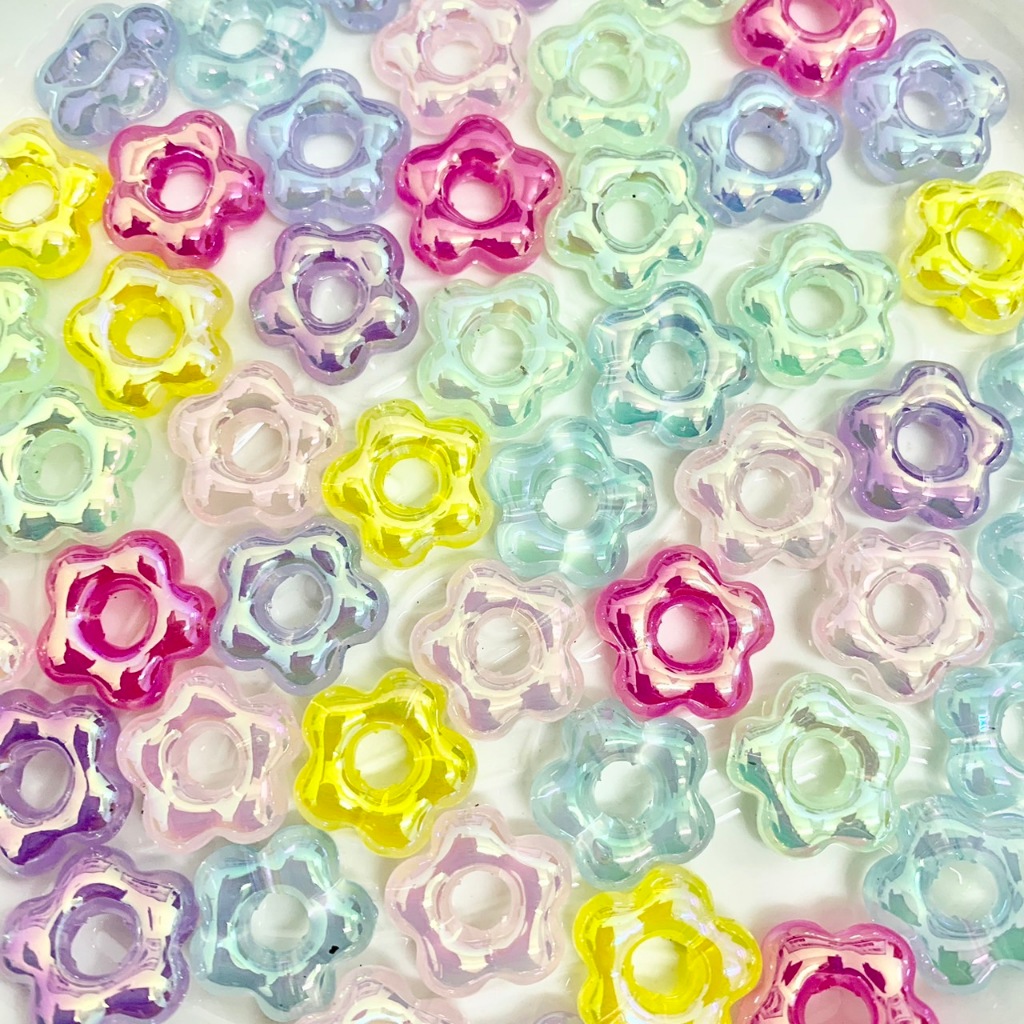 ลูกปัด ดอกไม้ มีรูร้อยด้านข้างคะ  สีสันแจ่มใส เคลือบโฮโลแกรม ขนาด22mm คระสี อุปกรณ์ฌสริมงานฝีมือ diy