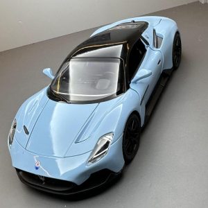 DL 1:24 Maserati MC20 โลหะของเล่นรถDiecastรถสําหรับชายเด็กจําลองเสียงLight Effectของขวัญงานอดิเรกคอลเลกชัน