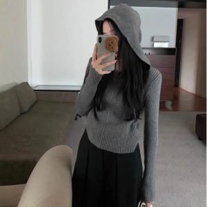 เสื้อถักสั้นผู้หญิง สタイล์ส่วนโค้ง สวมใส่สบาย