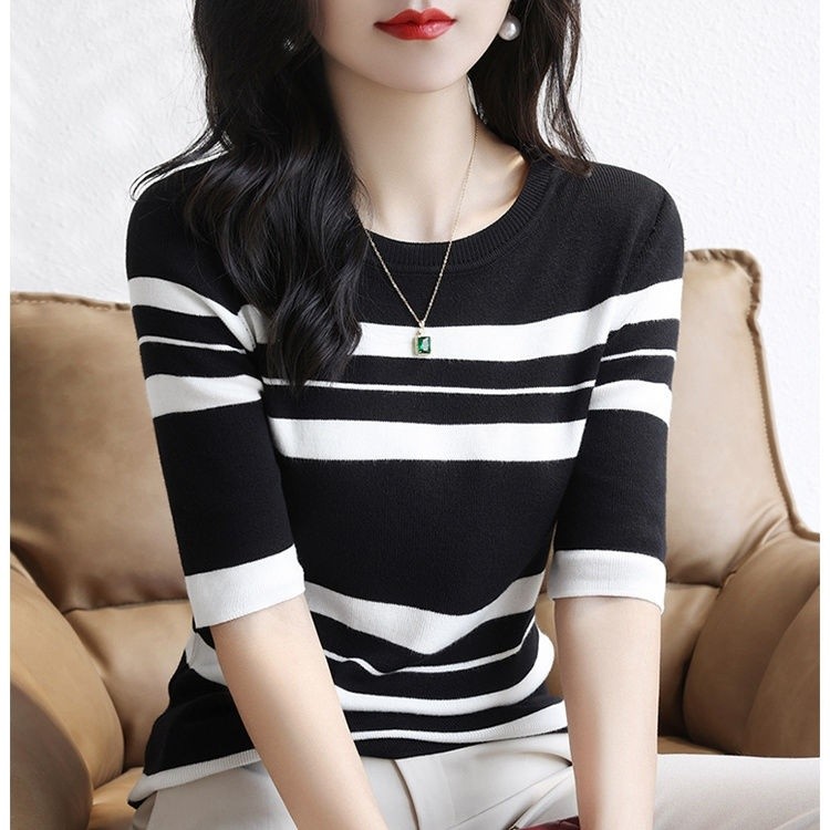 เสื้อแขนสั้นผู้หญิงจากผ้าไหมน้ำแข็ง ออกแบบลายถักสวยงาม สวมใส่ได้ทุกวันในหน้าร้อน