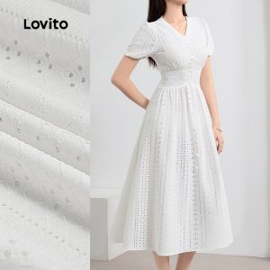Lovito เดรสแขนกุดลายจาคาเกะสไตล์แคชชวล ปุ่มด้านหน้า นุ่มสบาย เหมาะสำหรับฤดูใบไม้ผลิ/ฤดูร้อน สีขาว L137LD369