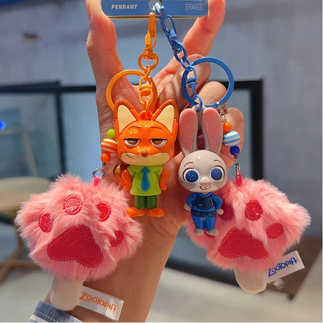 ของแท้ Crazy Animal City Fox Nick Fur Ball พวงกุญแจ/การ์ตูนกระต่าย Judy จี้ตุ๊กตาของขวัญเล็กๆ