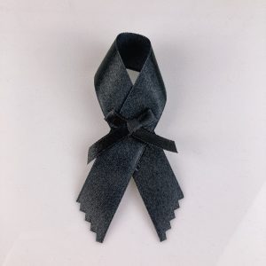 โบว์ไว้อาลัย โบว์ดำ โบว์เข็มกลัด 1 ชิ้น