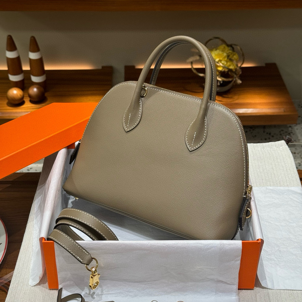 กระเป๋าถือหนังวัวแท้ พวงมาลัยเมล็ดธัญพืช ลายโรสบอดี้ มีสายสะพาย