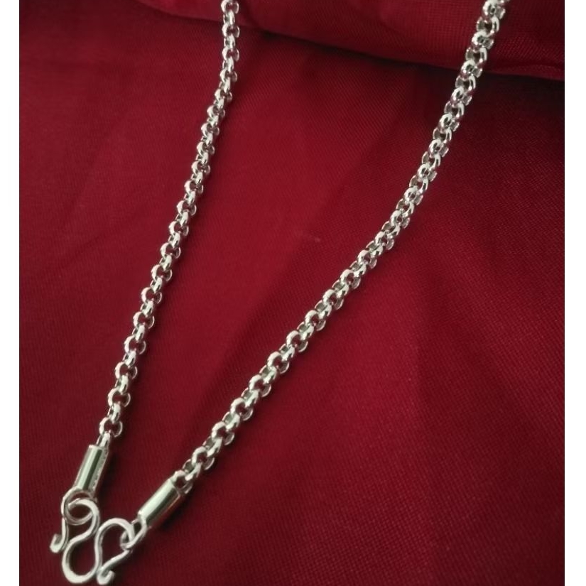 สร้อยคอ​เงิน​แท้​ลายผ่า​หวาย​ 3.9​มิล​(หัว​เรียบ)​ เป็นเงิน​แท้​ขัดเงา​ ไม่ได้​เงิน​ชุบ เด็กเล็ก​ก็​ใส่​ได้​