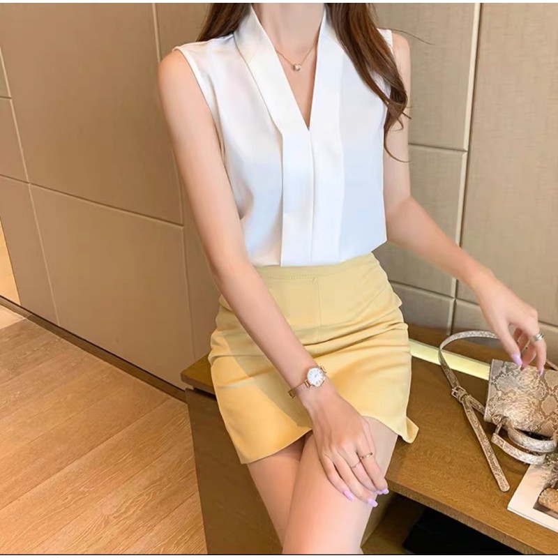 TUM046 TARA เสื้อแขนกุด คอวี แต่งสายหน้า เนื้อผ้าซาร่า ผ้าหนา เรียบหรู ใส่เที่ยว ใส่ทำงานได้หมด