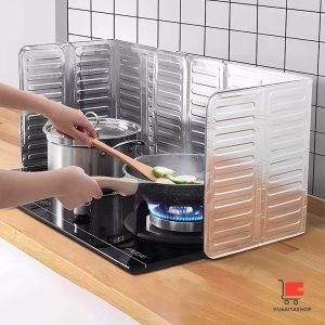 แผ่นอลูมิเนียม สีตะกั่ว กันน้ำมันกระเด็น ฉากกั้นน้ำมันกระเด็น สำหรับ 1 เตา เครื่องใช้ในครั plate to prevent oil spillage