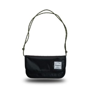 MALABARU / PETITE CROSS BODY BAG / BLACK กระเป๋าสะพายข้าง กระเป๋าผ้ากันน้ำ