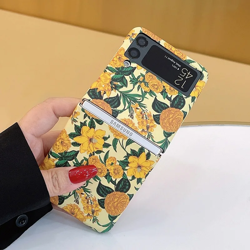 Hoce ดอกไม้วินเทจดอกทานตะวันเคสโทรศัพท์สําหรับ Samsung Galaxy Z Flip 3 5G Z Flip 4 ZFlip5 zflip6 Hard PC ฝาหลัง
