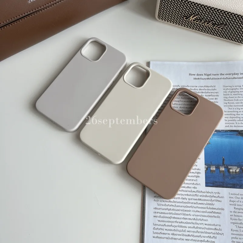 (Set7) เคสซิลิโคน ไม่มีโลโก้ ด้านในบุกำมะหยี่ สำหรับ i7-16 pro max สีครีมเทา เบจ มอคค่า