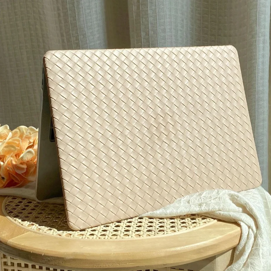 เคสแล็ปท็อปหนังสาน สําหรับ MacBook M3 A3113 M2 Air 13 A2681 M2 M1 A2337 A2179 A1932 2020 Pro 13 A2338 A2251 A2289 A2159 A1989 A1706 A1708