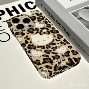 เสือดาวพิมพ ์ KittyสําหรับiPhone 11/12/13/14/15 Pro Maxกรณีแฟชั ่ นกันกระแทกซิลิโคนเคสแข ็ งสําหรับiPhone 13