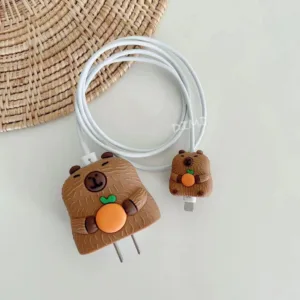 พร้อมส่ง ที่ถนอมหัวชาร์จ ที่เเต่งหัวชาร์จ ลายการ์ตูนหน้ารักมาก สำหรับ หัวไอโฟน 18w 20w  สินค้าใหม่มีพร้อมส่ง ( 35w )