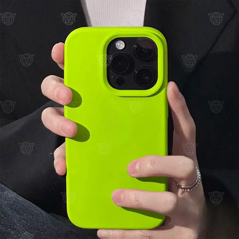 ใหม่หญ้าสีเขียวซิลิโคนเหลวสําหรับ IP IPhone 7 8 14 15 Plus X XR XS Max 11 12 13 14 15 Pro Max 11prm 12prm 13prm 14prm 15prm
