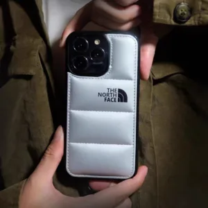 เสื้อแจ็คเก็ตดาวน์ขั้นสูงเคสโทรศัพท์เหนือสําหรับiphone15 14 13 12 11 Pro Maxปลอกกันกระแทกป้องกันกล้องขนมปังรู้สึกนุ่มปกหลัง